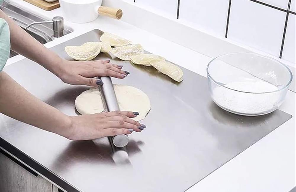 CHOPPING BOARD